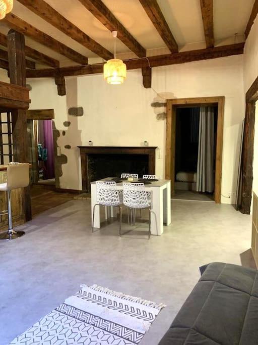 L'Atypique, Bord Du Thiou Apartment Annecy Bagian luar foto